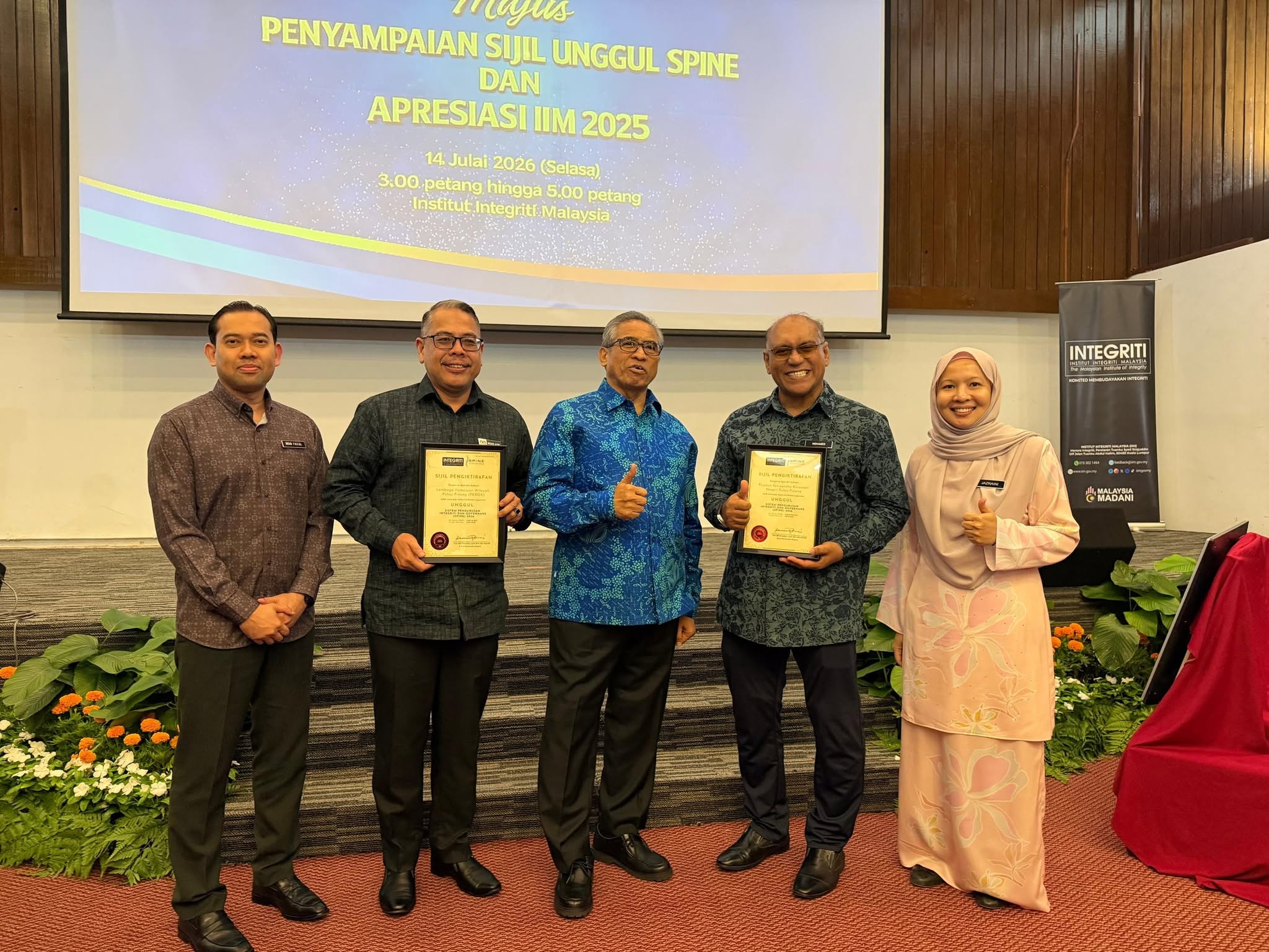 PERDA Terima Sijil Pengiktirafan Unggul SPINE: Kukuhkan Budaya Integriti Dan Tadbir Urus Cemerlang