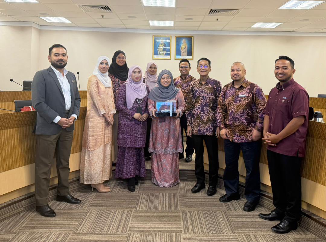 Sesi Mesyuarat Pemeriksaan Permohonan Bajet Program/Projek Pembangunan PERDA bagi RMKe-13 RP2 Tahun 2027