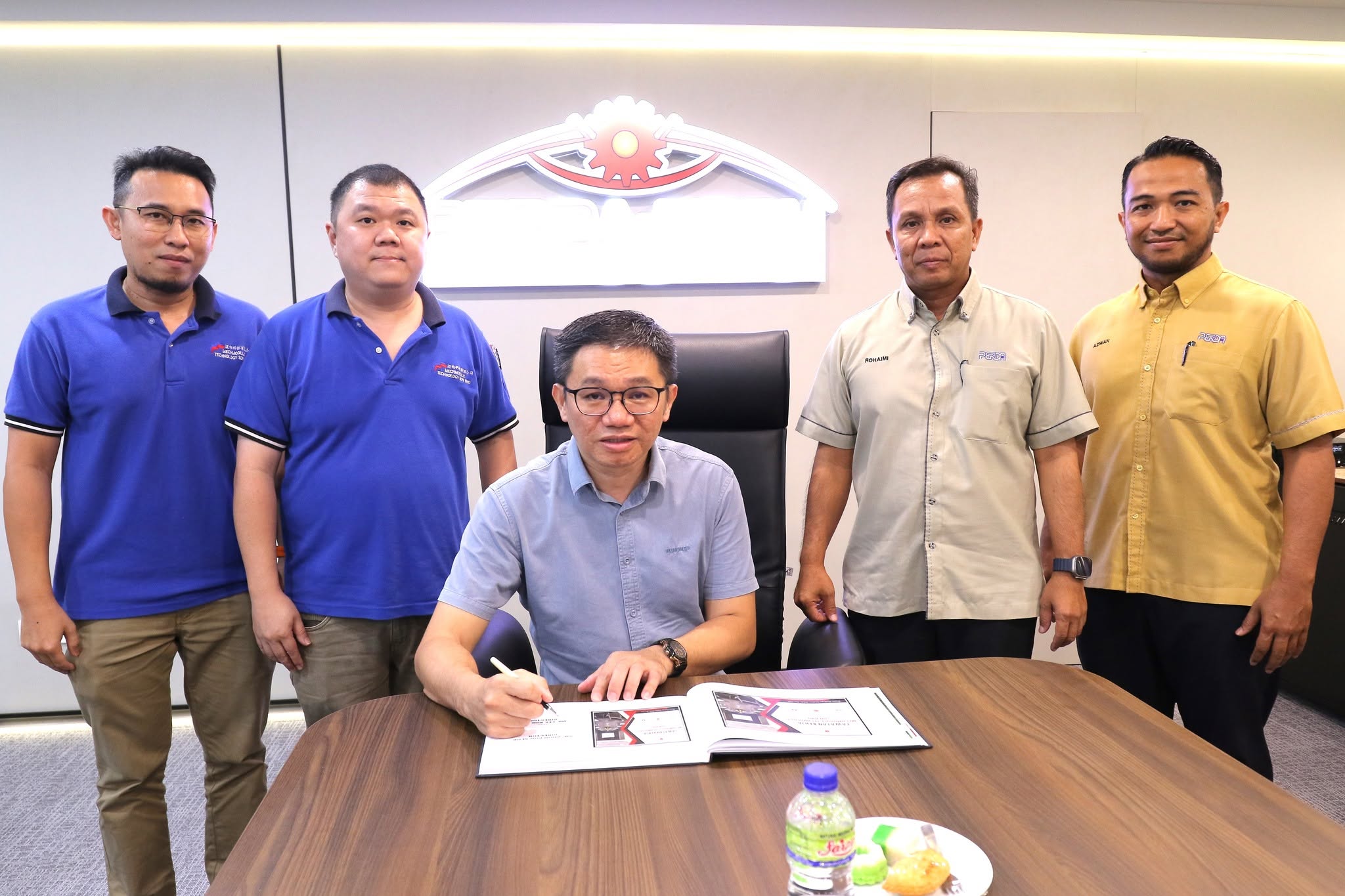 Lawatan kerja oleh Pengarah Urusan Mechmodule Technology Sdn. Bhd ke PERDA-TECH