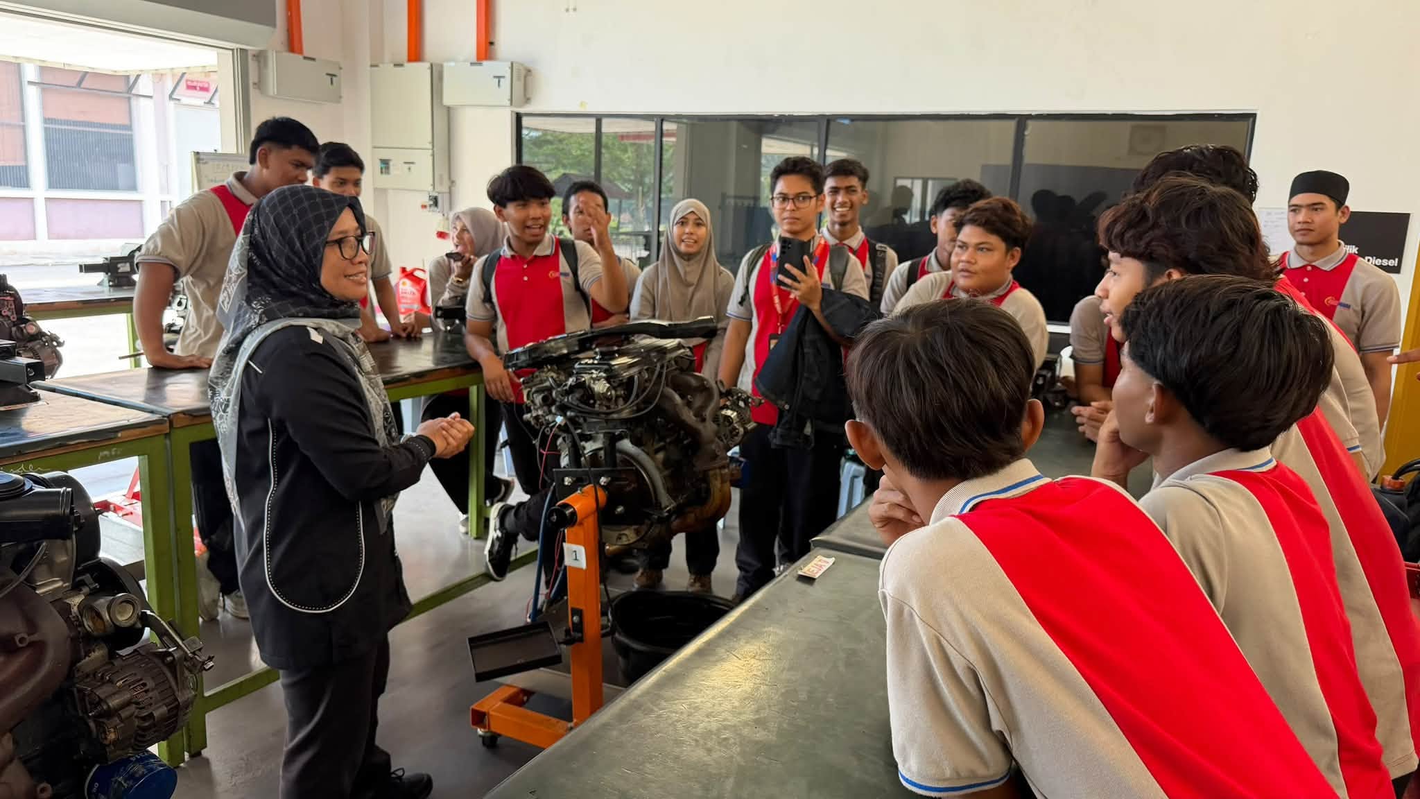 Lawatan Sambil Belajar GIATMARA Nibong Tebal ke PERDA-TECH