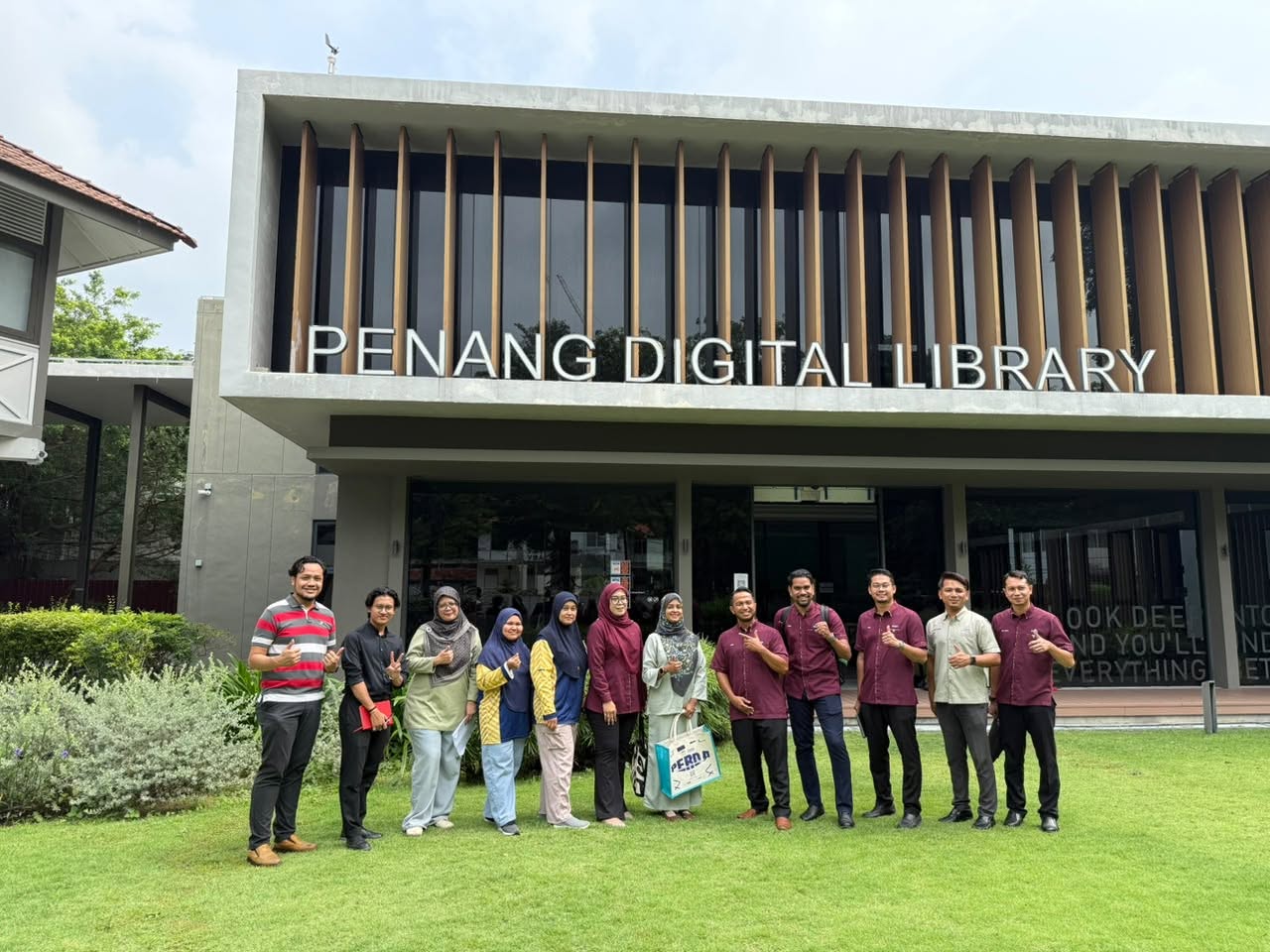 Lawatan Penanda Aras ke Penang Digital Library bagi Pembangunan PERDA-TECH Digital Library